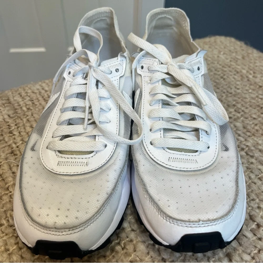 Nike Women’s‎ Size 7 Waffle One Athletic Sneakers DC2533-103 White Mesh Lace Up